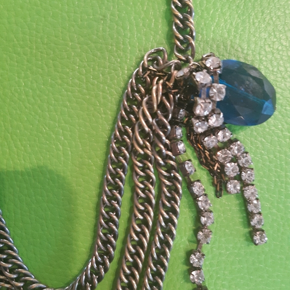 Silver Tone Chain Necklace - Picture 4 of 4